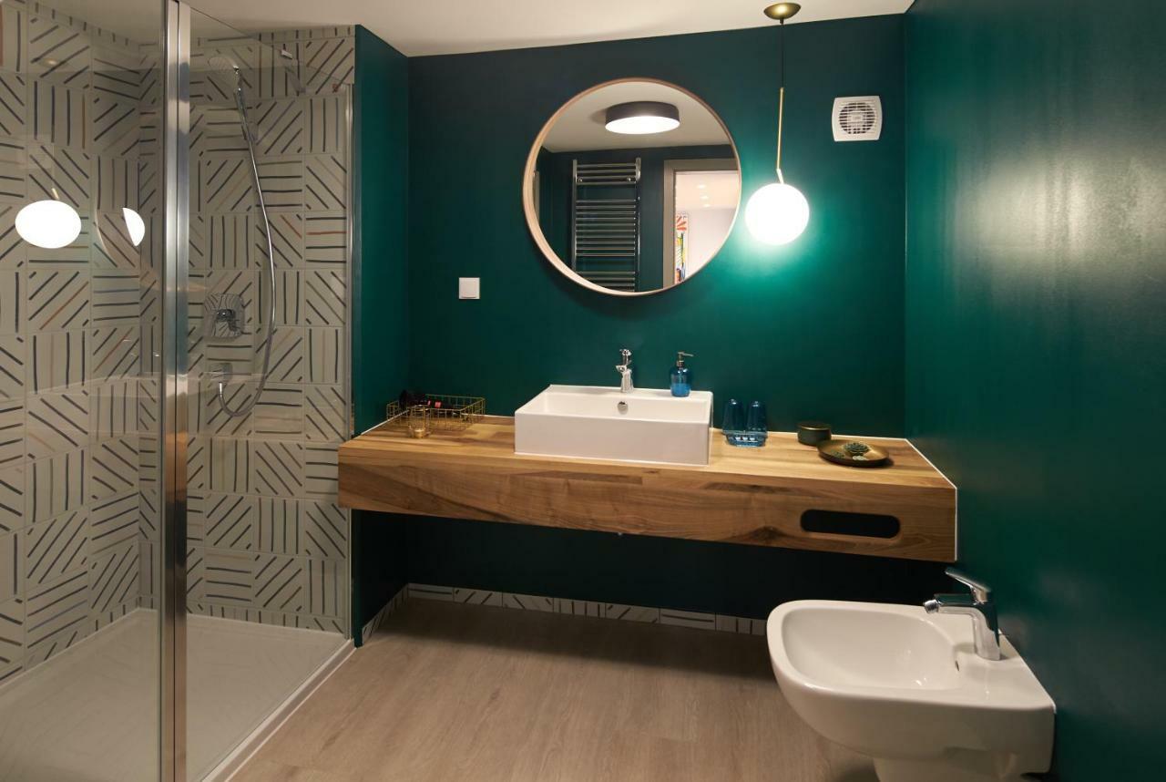 7Domb Apartman Komló Exterior foto