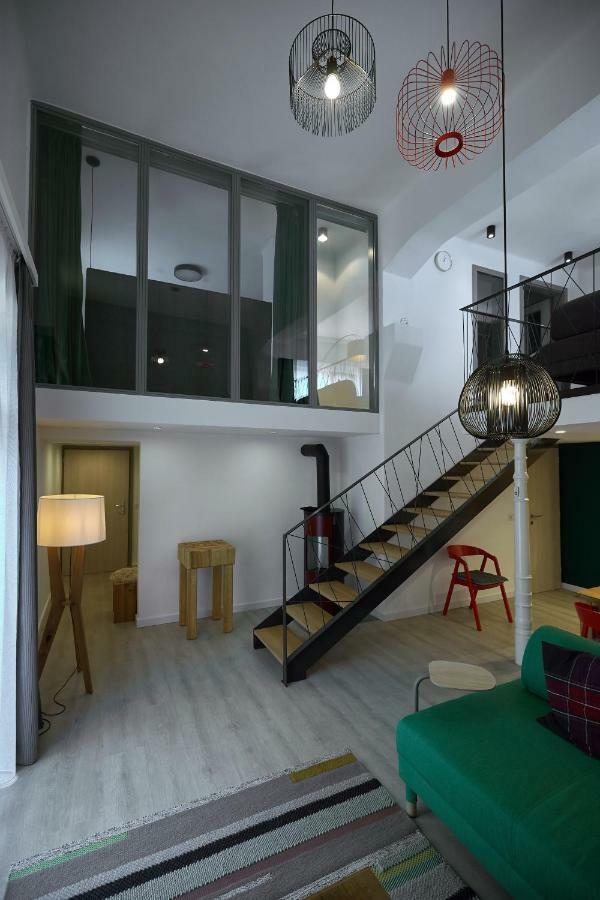 7Domb Apartman Komló Exterior foto